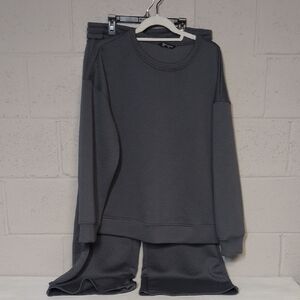 Women's Loungewear Set, Gray Textured Sweatshirt and Pants Set Size XXL, NWOT